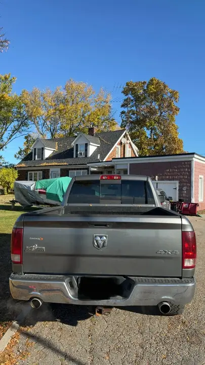 Dodge Ram 1500 2011 photo 4