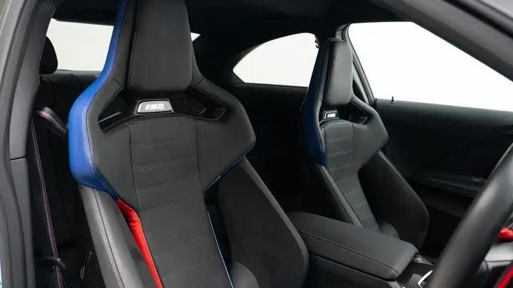 BMW M2 2025 photo 3