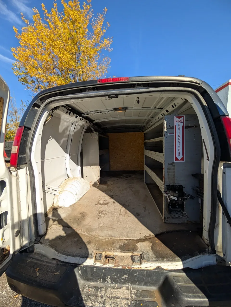 GMC Savana 2012 photo 4