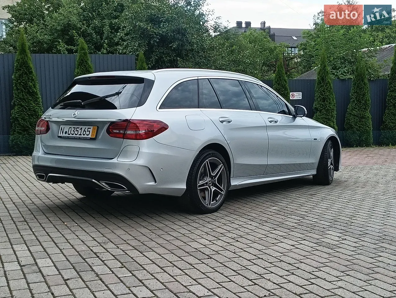 Mercedes-Benz C-Class 2020 photo 4