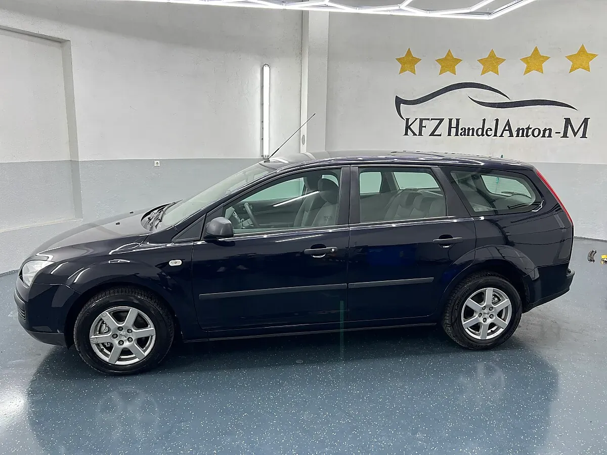 Ford Focus 2006 photo 2