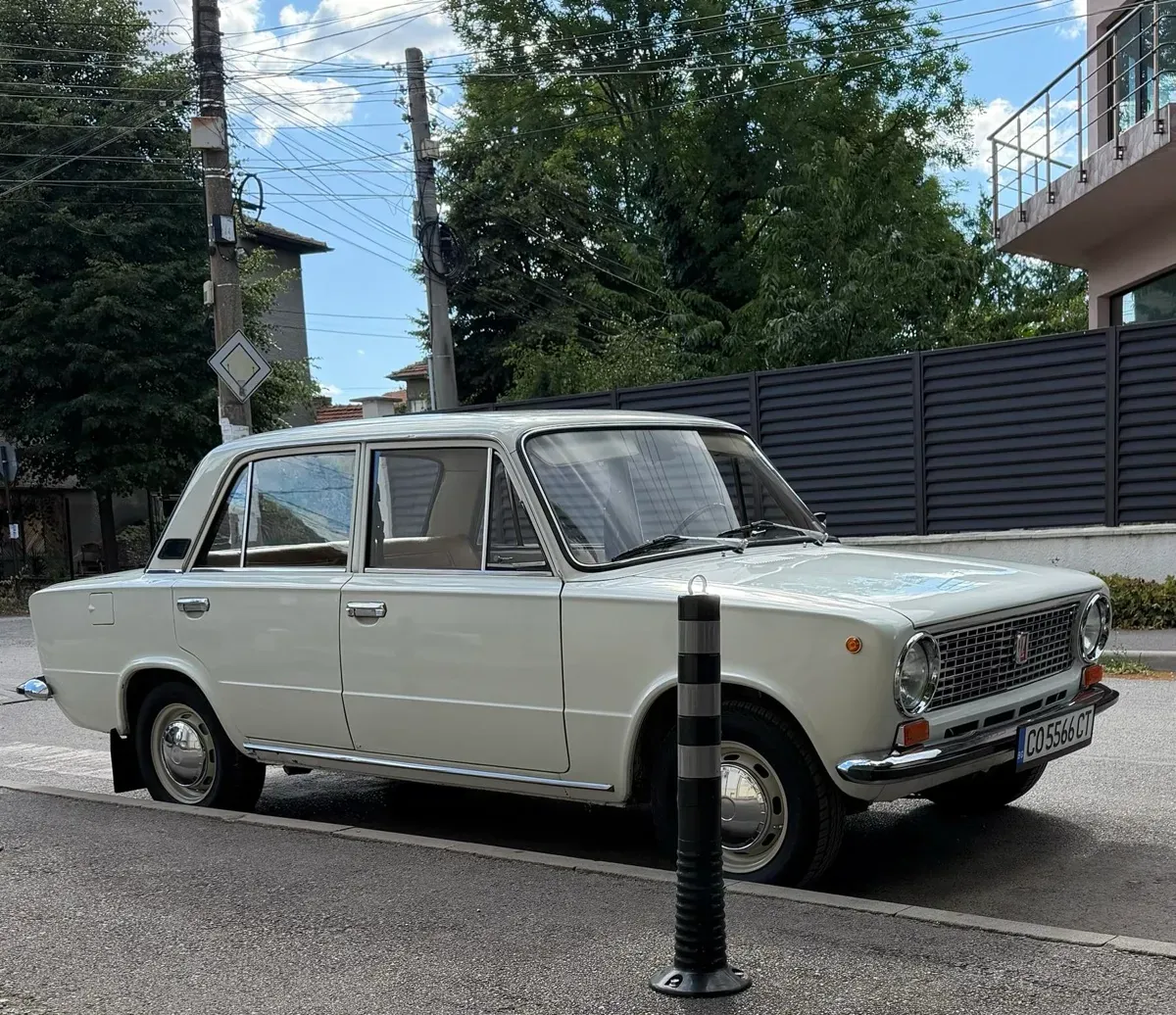 Lada Sonstige