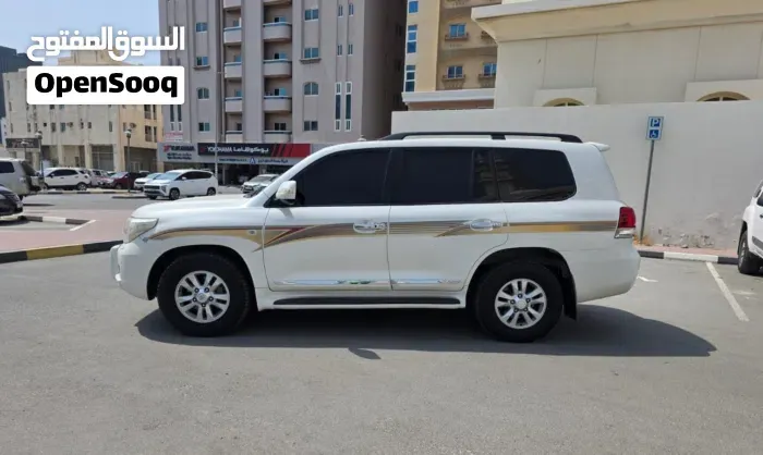 Toyota Land Cruiser Gxr 2010 photo 2