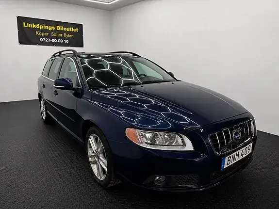 Volvo V70 2013 photo 2