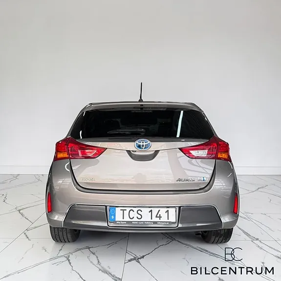 Toyota Auris 2014 photo 5