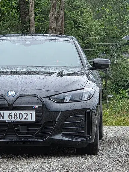 BMW I4 2025 photo 3