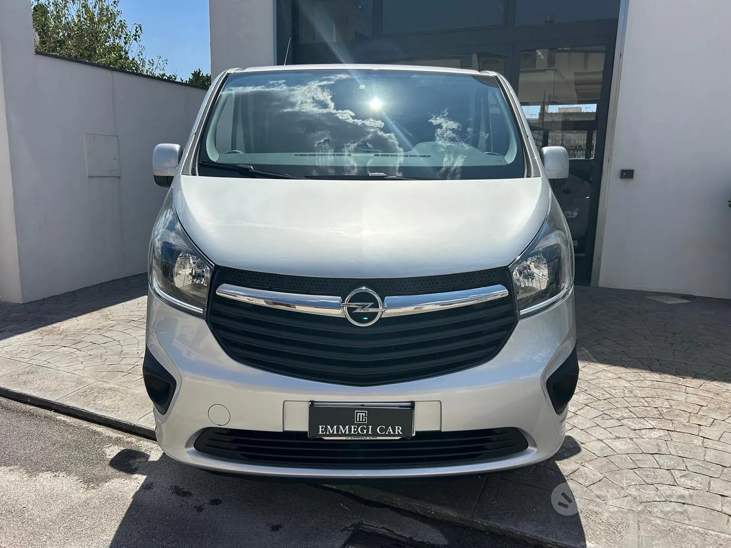 Opel Vivaro 2018 photo 2