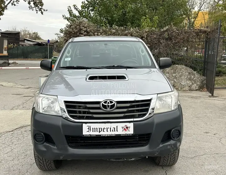 Toyota Hilux 2015 photo 2