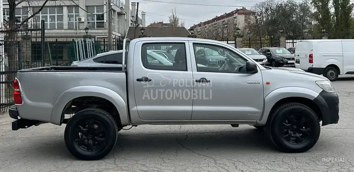 Toyota Hilux 2015 photo 4