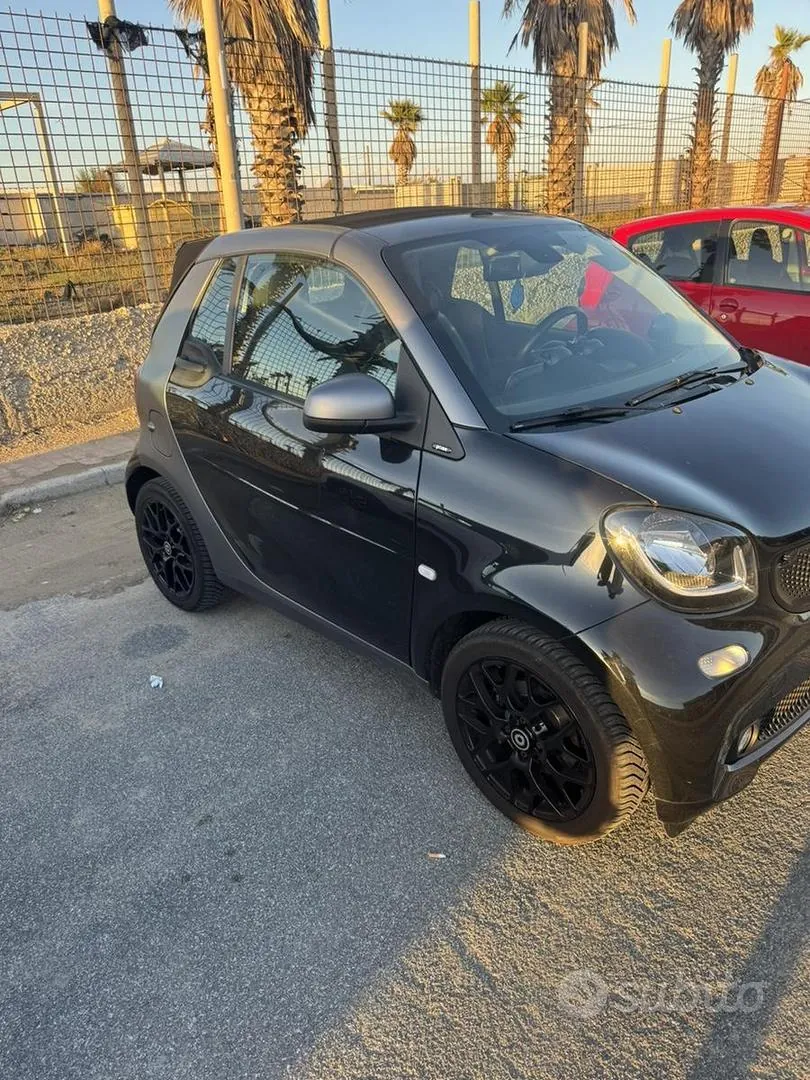 Smart Cabrio 2019 photo 2