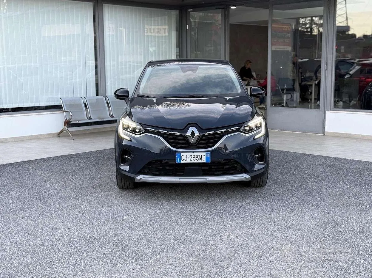 Renault Captur 2022 photo 2