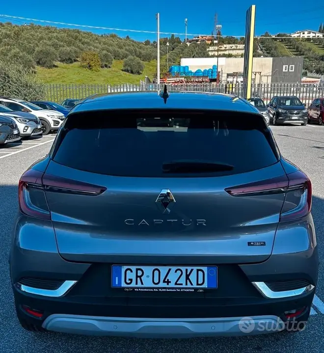 Renault Captur 2023 photo 4