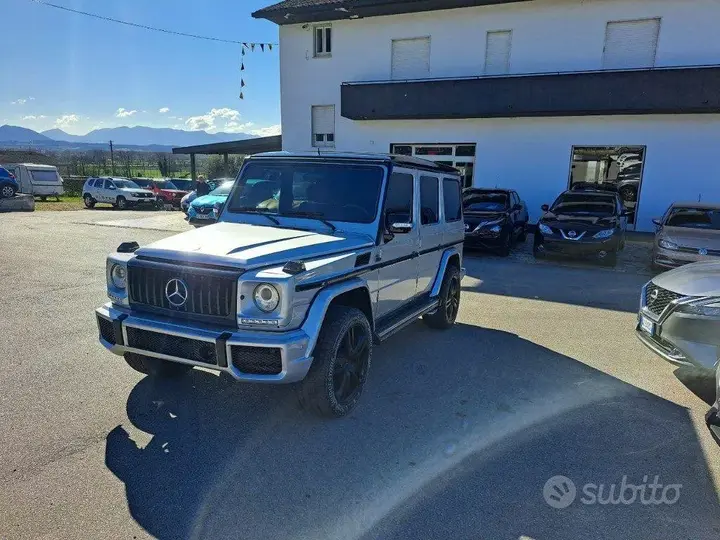 Mercedes-Benz G 500