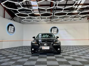 Lexus Is 300H 2013 photo 3