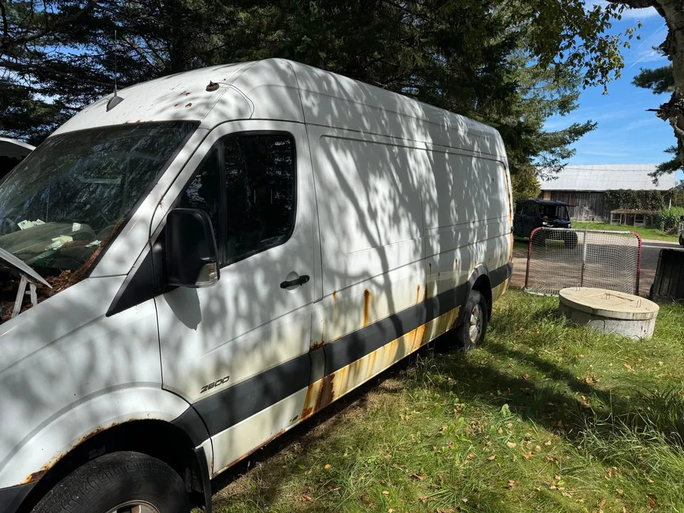 Mercedes-Benz Sprinter Van