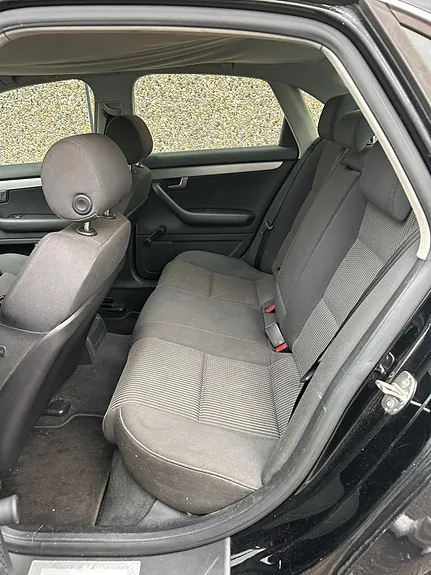 Audi A4 2005 photo 4