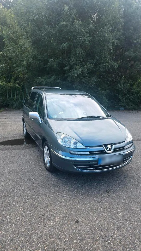 Peugeot 807