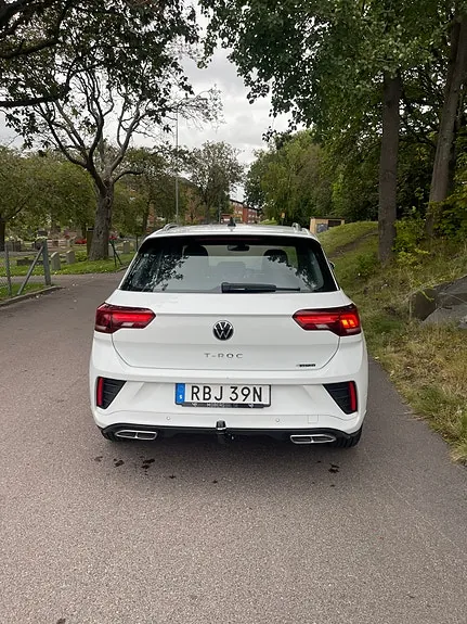 Volkswagen T-Roc 2023 photo 2