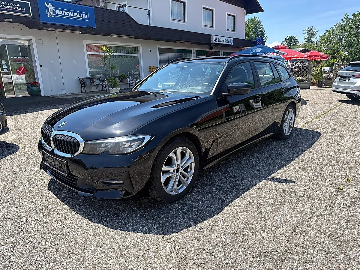 BMW 3 Series 2021 photo 3