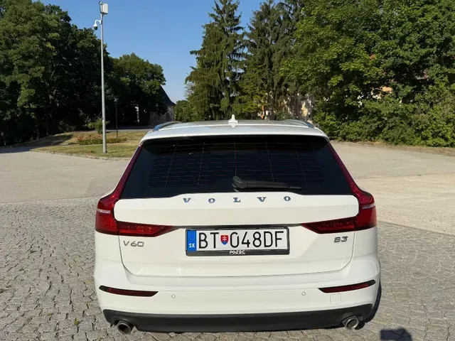Volvo V60 2021 photo 4
