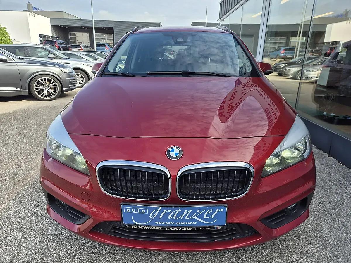 BMW 218D 2017 photo 3