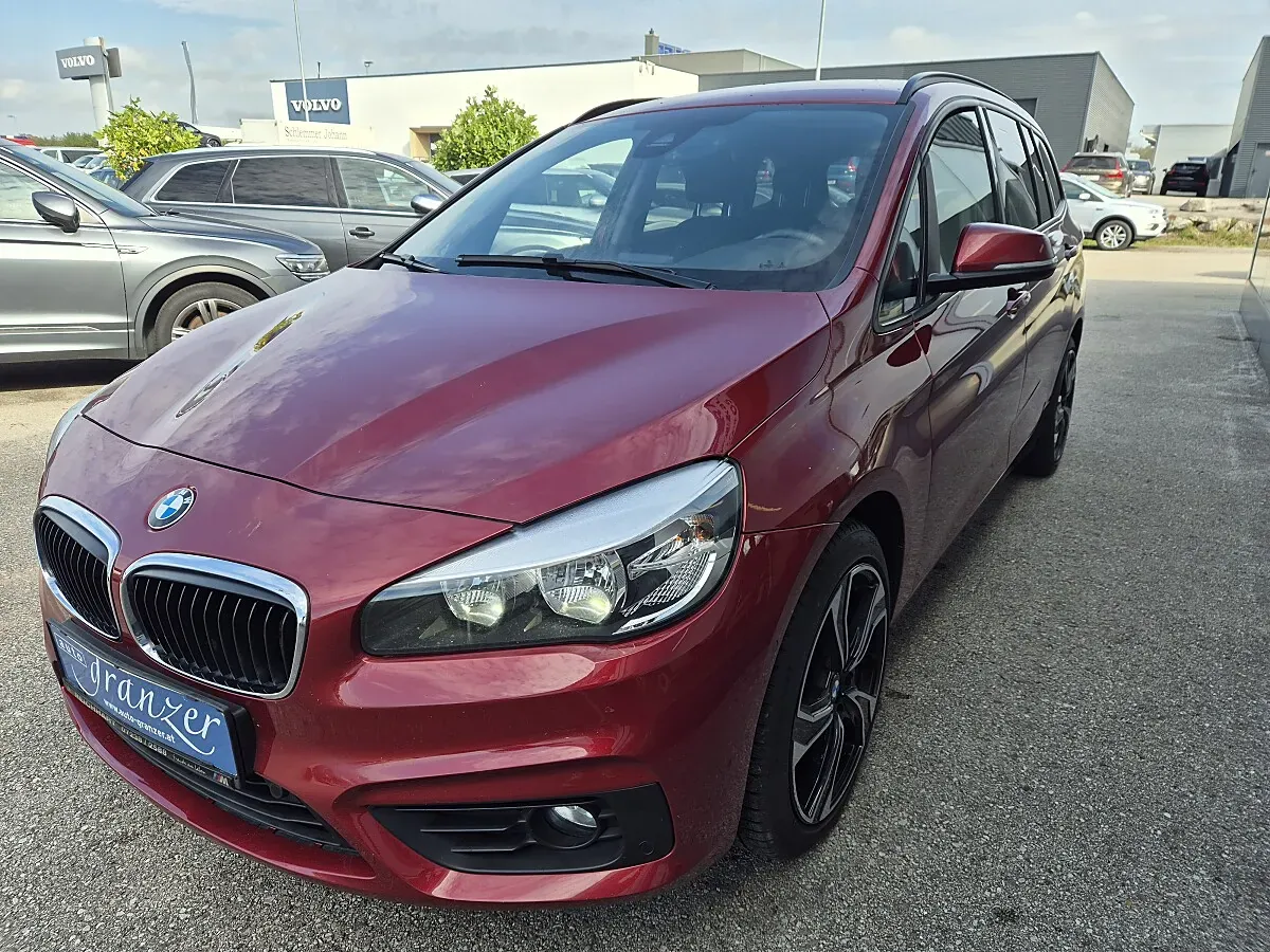 BMW 218D 2017 photo 2