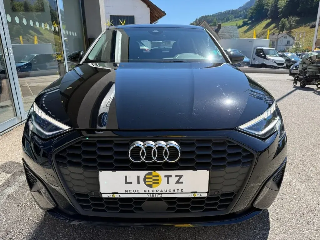 Audi A3 2022 photo 2
