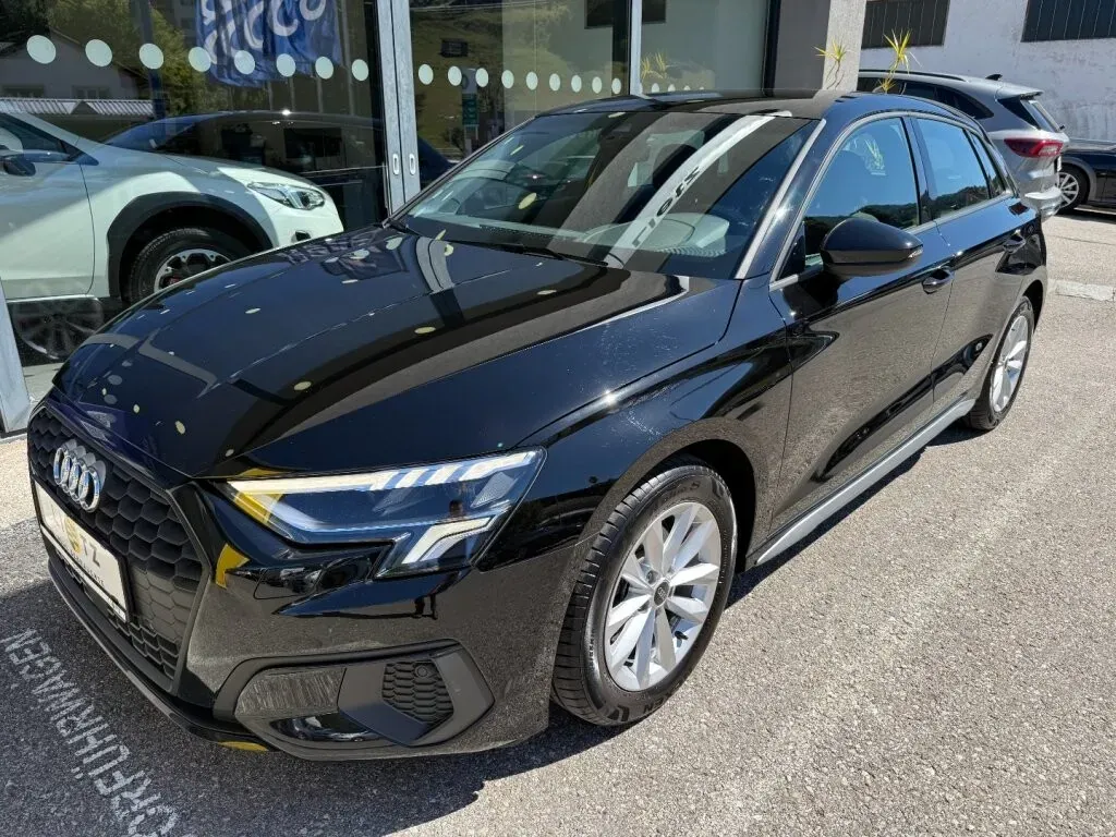Audi A3 2022 photo 3