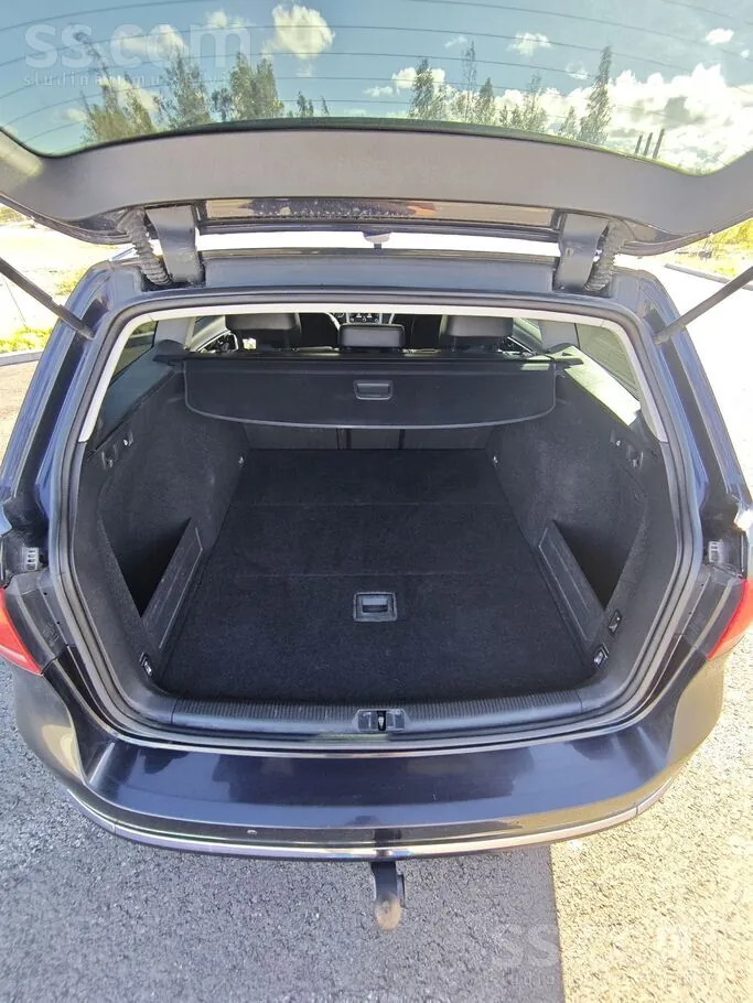 Volkswagen Passat 2012 photo 5