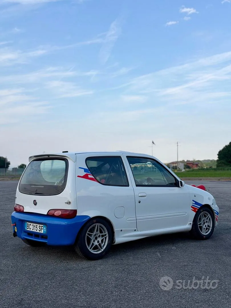 Fiat Seicento 2000 photo 5