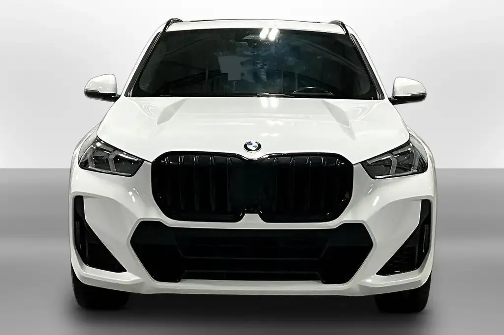 BMW X1 2023 photo 2