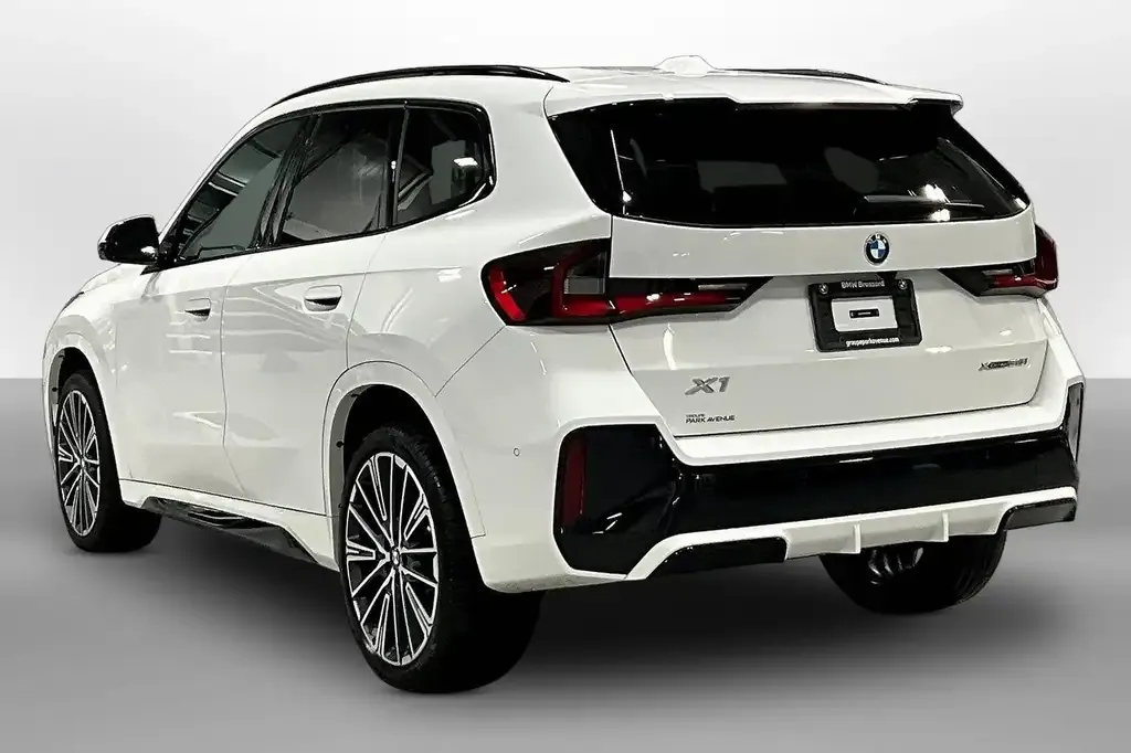 BMW X1 2023 photo 4