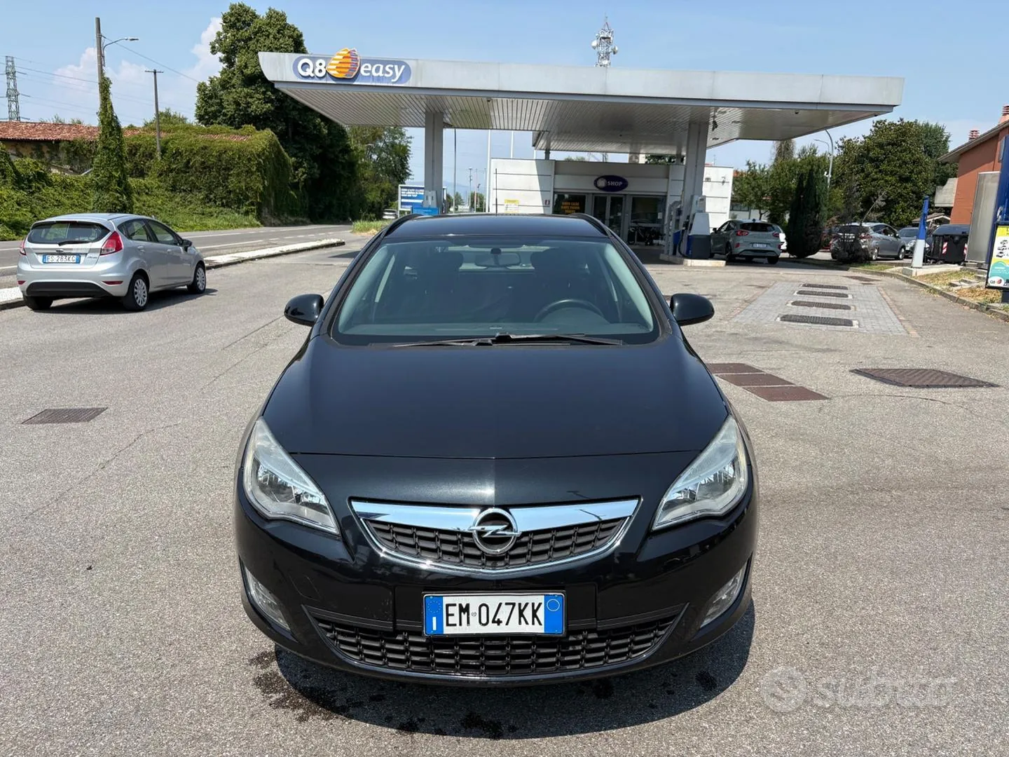 Opel Astra 2012 photo 2
