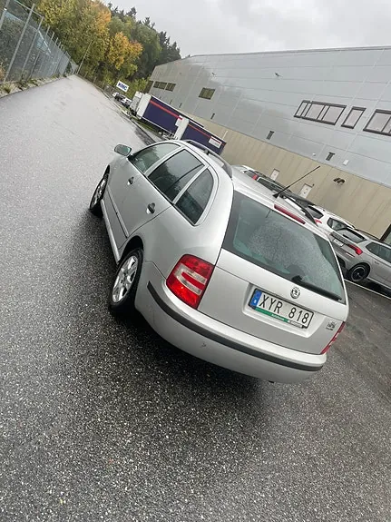 Skoda Fabia 2006 photo 3