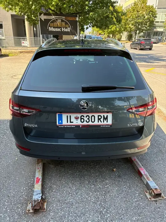 Skoda Superb 2019 photo 3