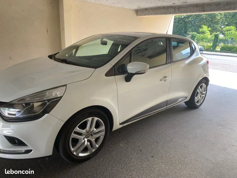 Renault Clio 2018 photo 4