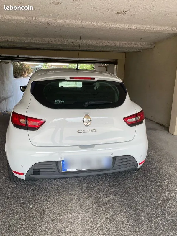 Renault Clio 2018 photo 3
