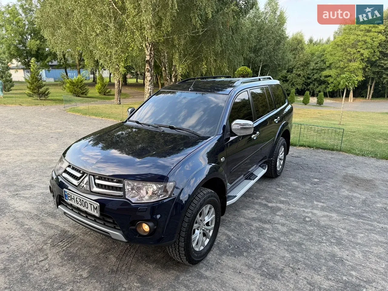 Mitsubishi Pajero Sport 2013 photo 3