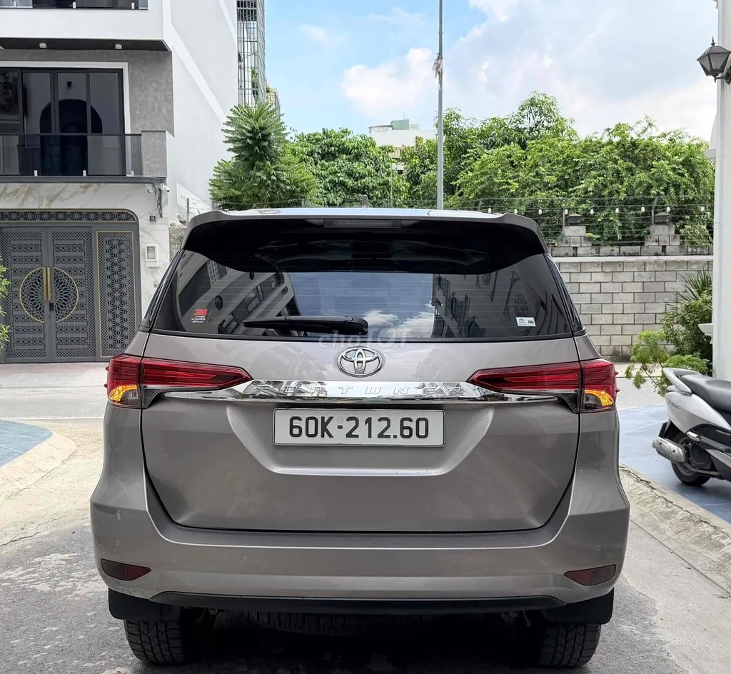 Toyota Fortuner 2022 photo 4