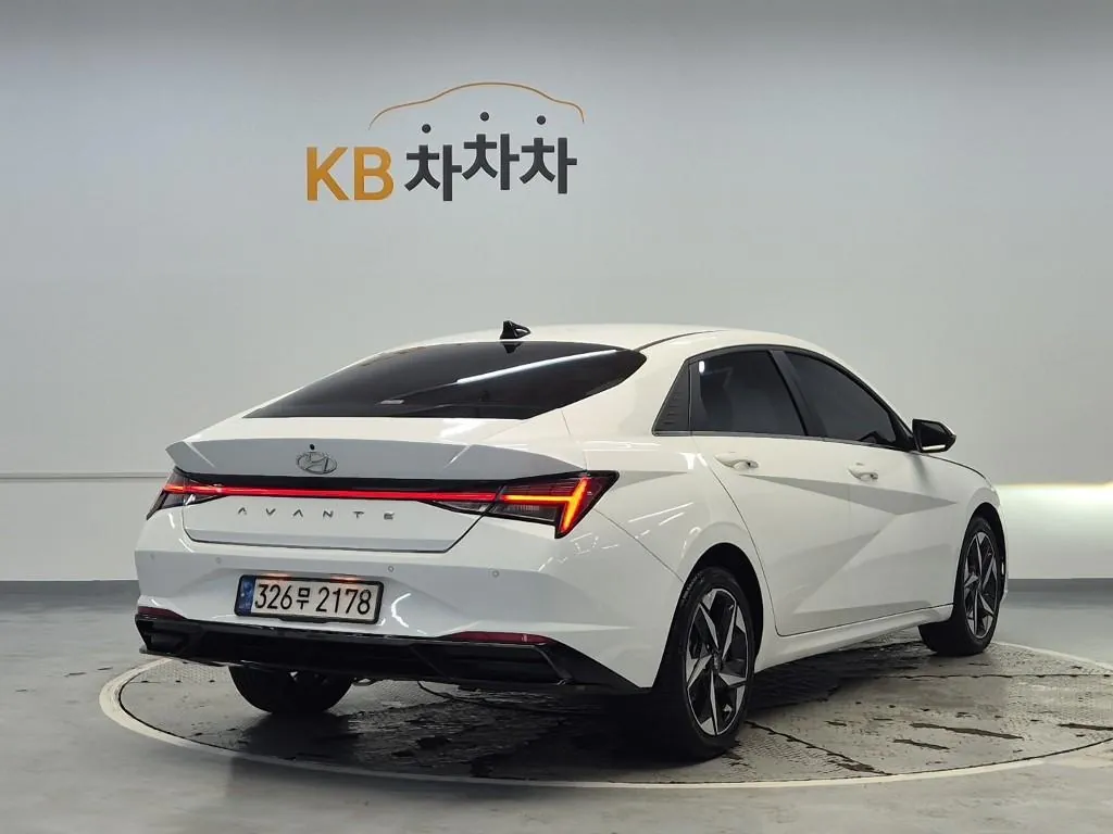 Hyundai Avante 2021 photo 3