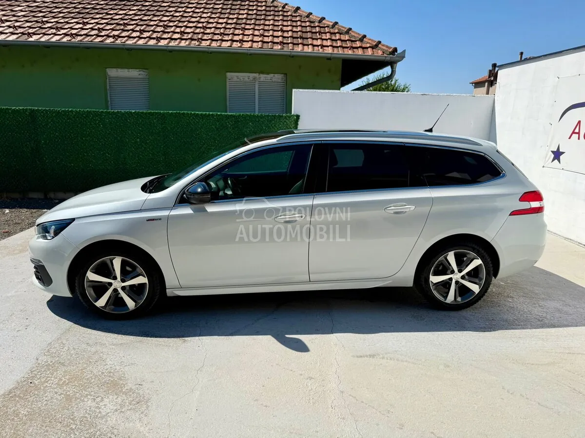 Peugeot 308 2018 photo 3