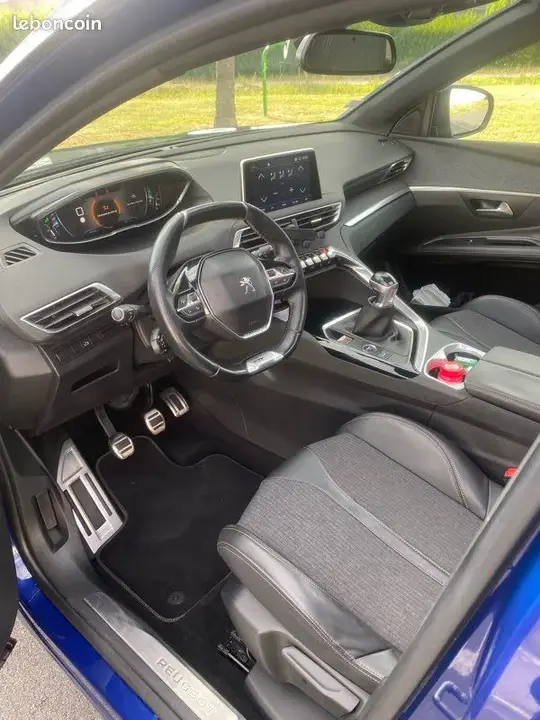 Peugeot 3008 2018 photo 3