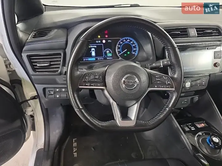 Nissan Leaf 2018 photo 5