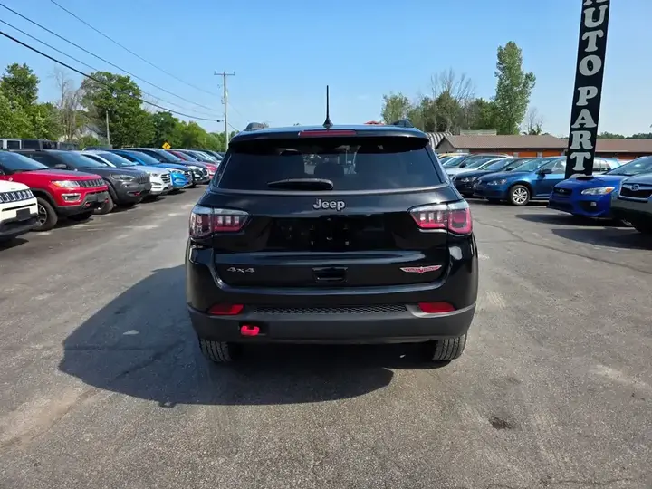 Jeep Compass 2018 photo 4