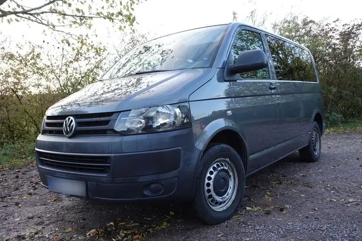 Volkswagen T5 Caravelle