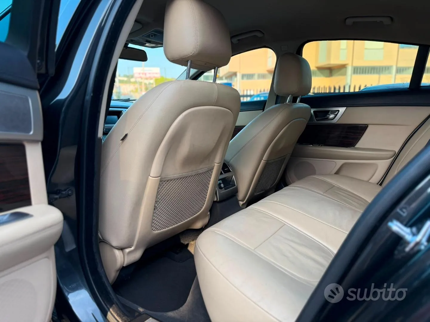 Jaguar Xf 2015 photo 4