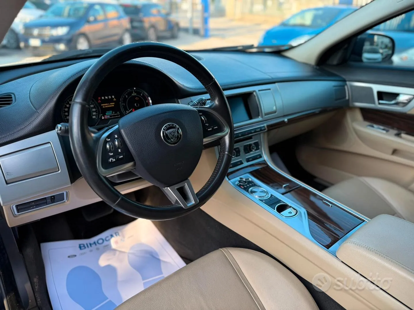 Jaguar Xf 2015 photo 3