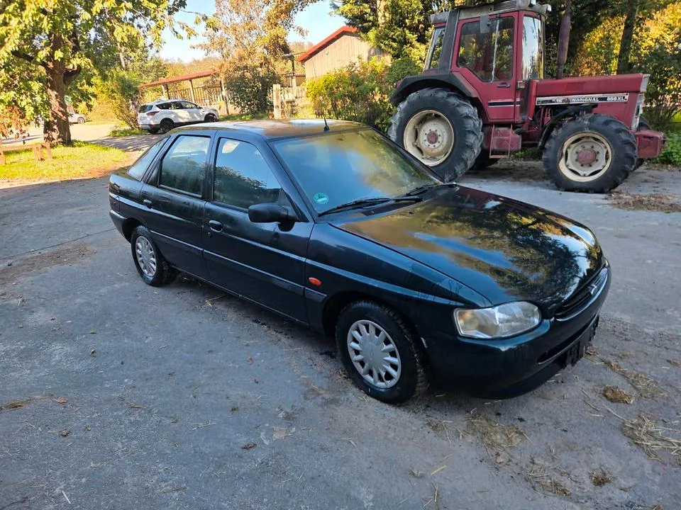 Ford Escort