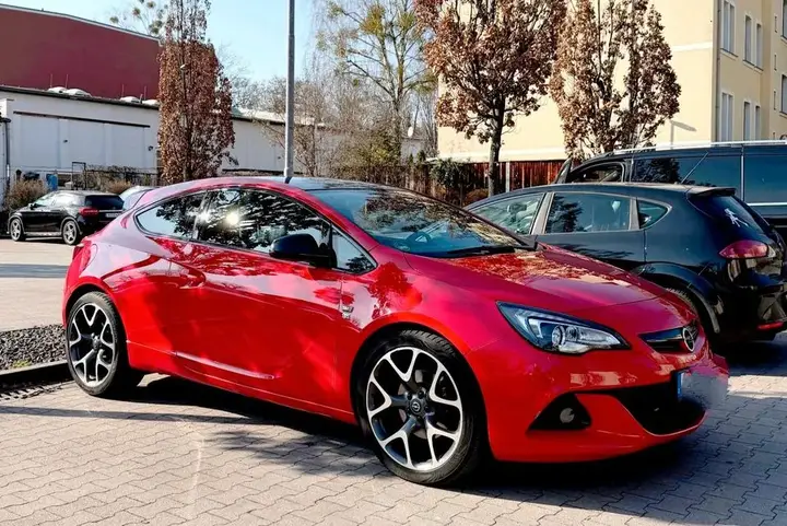Opel Astra Gtc