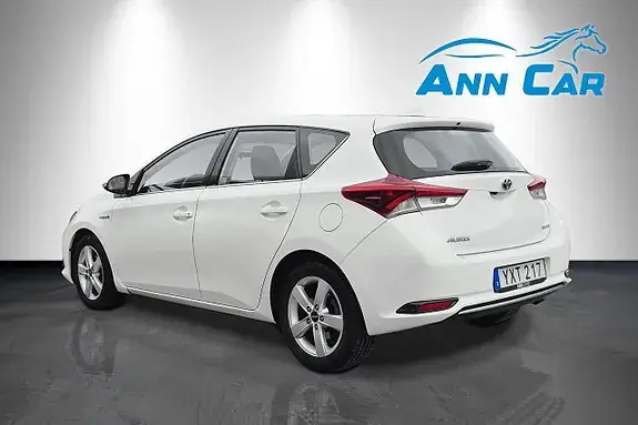Toyota Auris 2018 photo 3